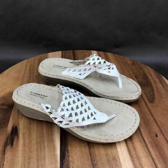 St. John's Bay Silver T Strap Cutout Slip On Sandals Flip Flops Womens Size 6 - Picture 1 of 7